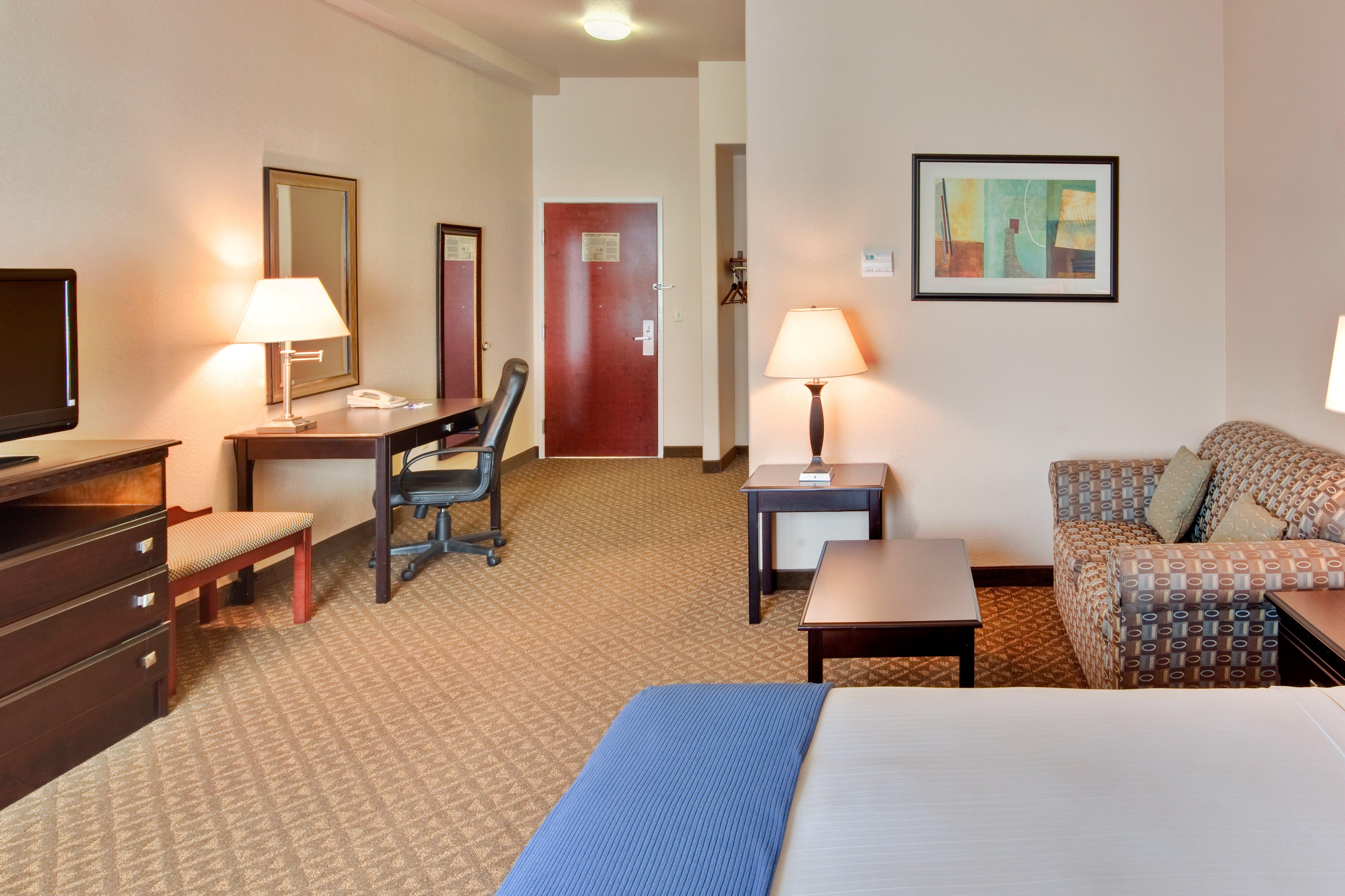 Holiday Inn Express Delano Highway 99 By Ihg Εξωτερικό φωτογραφία